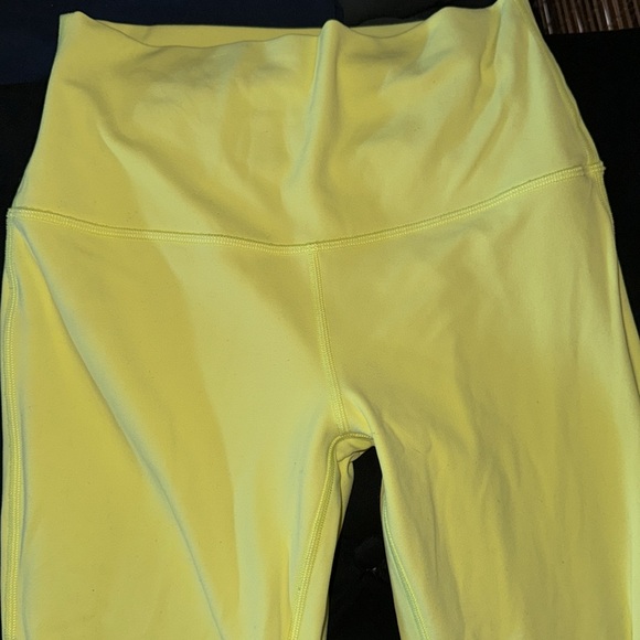 Lululemon double lined “ like new” align leggings size 6 - Picture 2 of 7